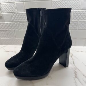Elegant Black Women's Ankle Boots Size 10